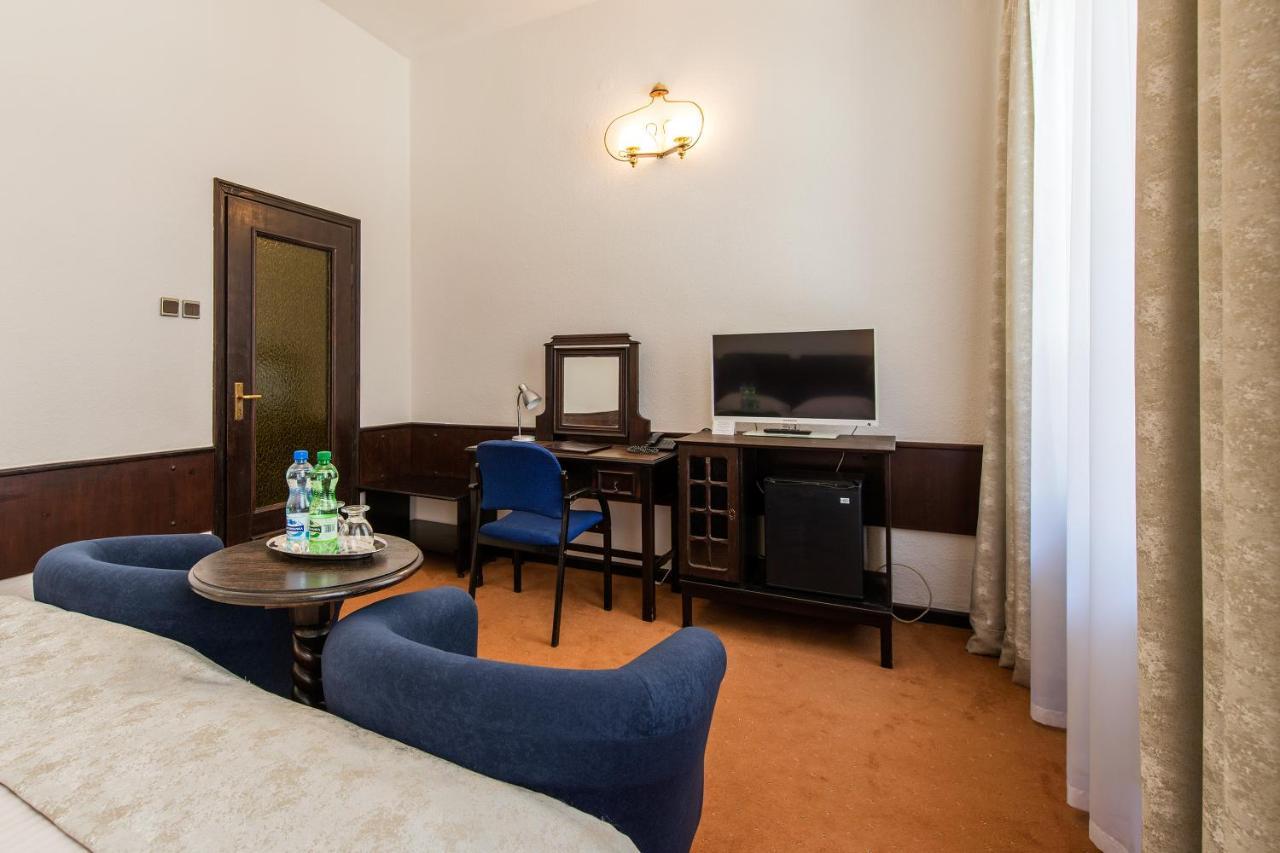 Hotel Dwor Polski