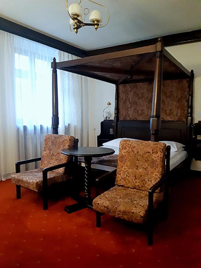 Dwór Polski 4*