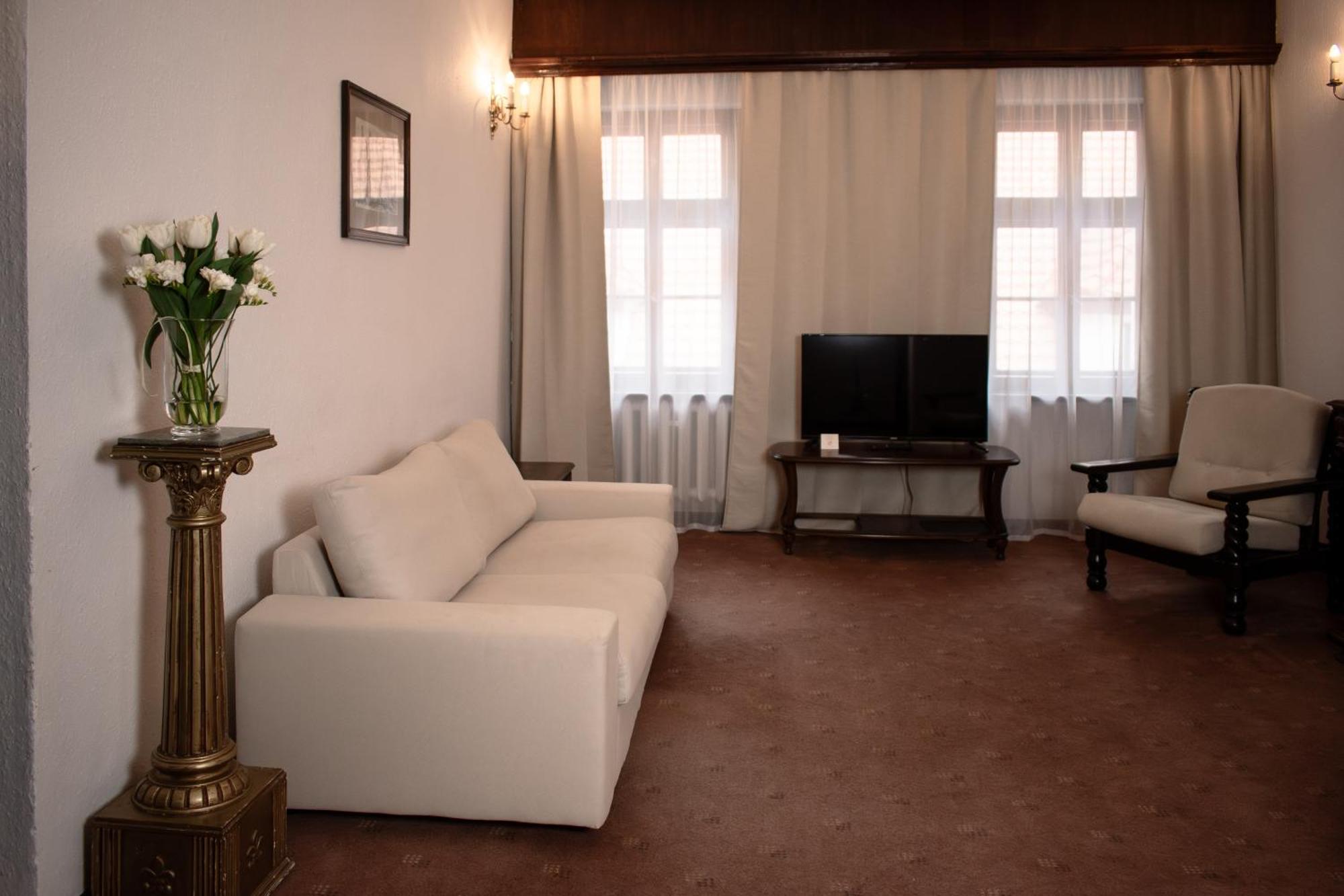 Dwór Polski 4*